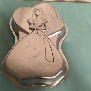 Wiltons Enchanted Barbie Cake Pan- Mattel- 2002 Princess Heart#2105-2061